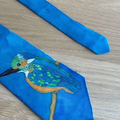 Handmade tie new from 100% pure silk with painted bird design