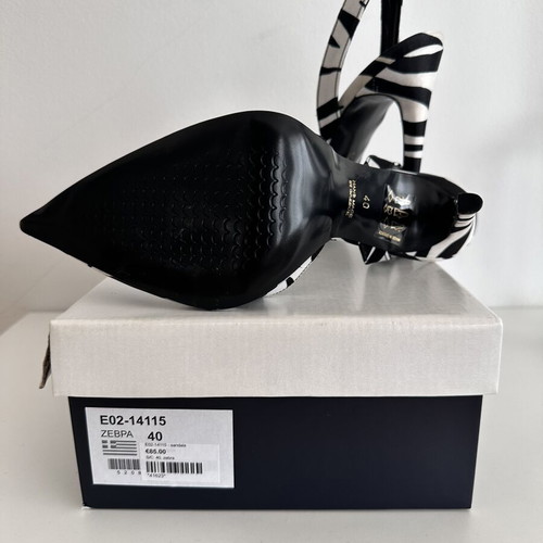 Envie Shoes Satin Zebra Pumps New Size 40 Black White