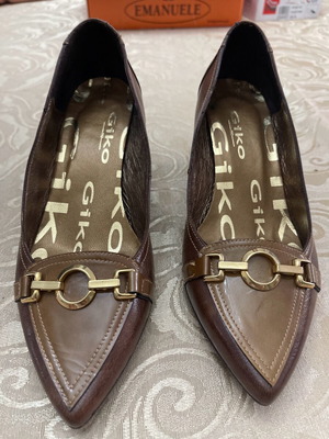 Giko shoes pumps size 37 like new, beige and brown