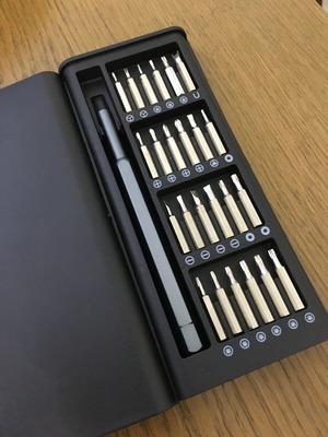 Precision screwdriver set with 24 bits, new