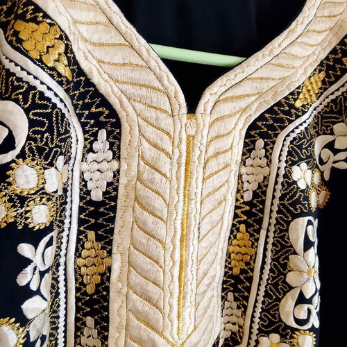 Luxury traditional caftan dress from Dubai like new, black with gold embroidery