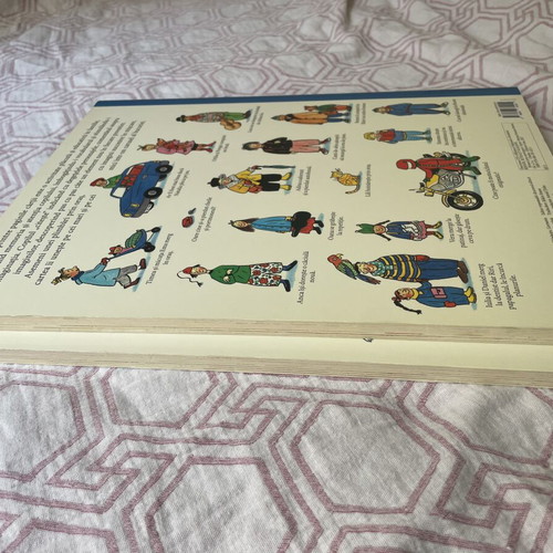 Children's books Winter and Spring set like new, Romanian