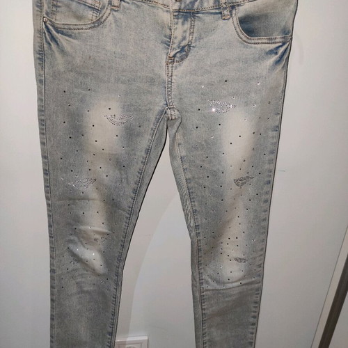 Low-rise jeans used with decorative rhinestones, gray
