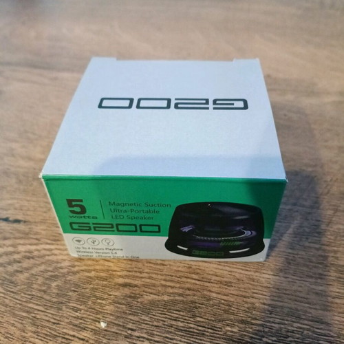 Mini Portable Speaker and Phone Holder with Fast Charging, 7 Colors