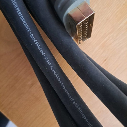 Belkin 1.5m scart to scart cable used
