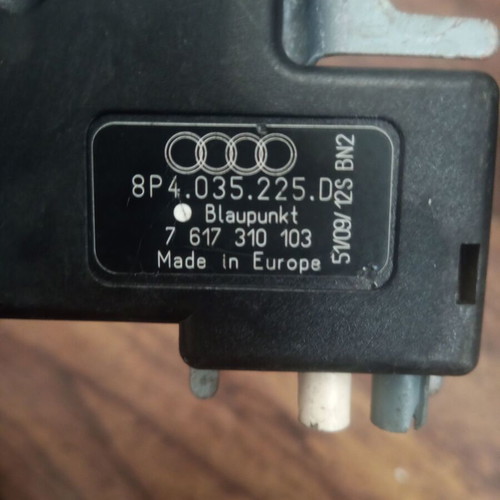 Audi A3 antenna amplifier used 8P4035225D (2003-2012)