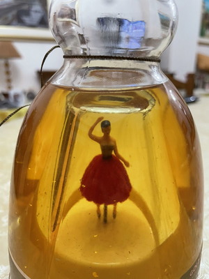 Συλλεκτικό μπουκάλι Bols Ballerina vintage 60s/70s γεμάτο με το κουτί του