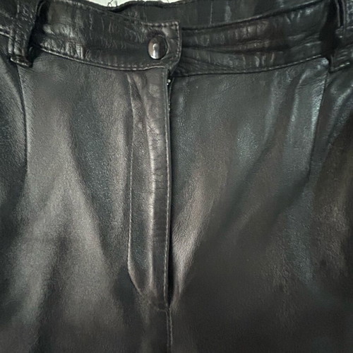 Leather pants like new, size large, black