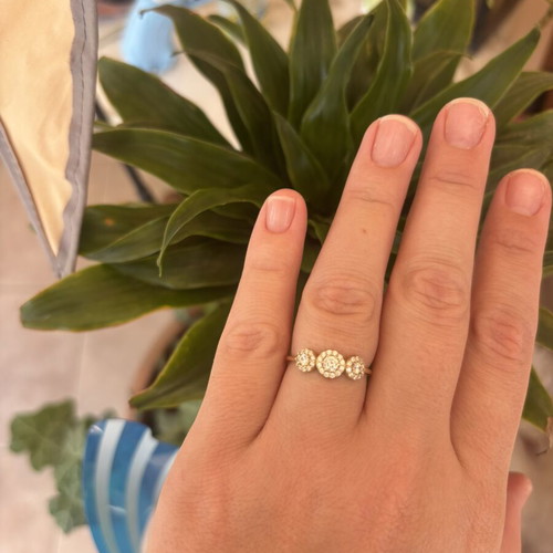 Gold ring with rosettes 9 carat, new, size 57