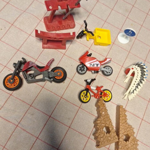 Playmobil items used, pack with 3 motorcycles and accessories