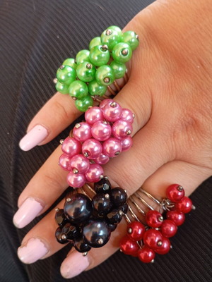 Statement cocktail rings set of 4 with beads and pearls like new