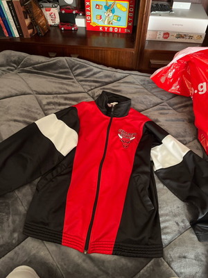 Chicago Bulls vintage retro αθλητική ζακέτα σε κόκκινο, μαύρο και λευκό, μέγεθος S