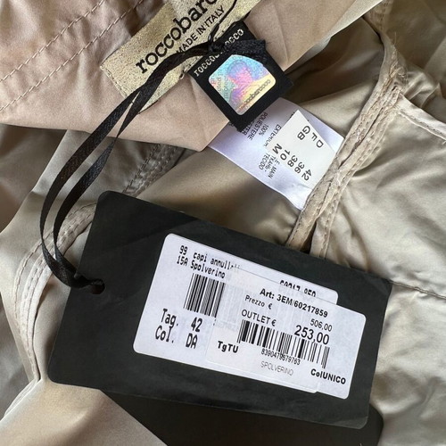 Roccobarocco womens raincoat new, size M, beige