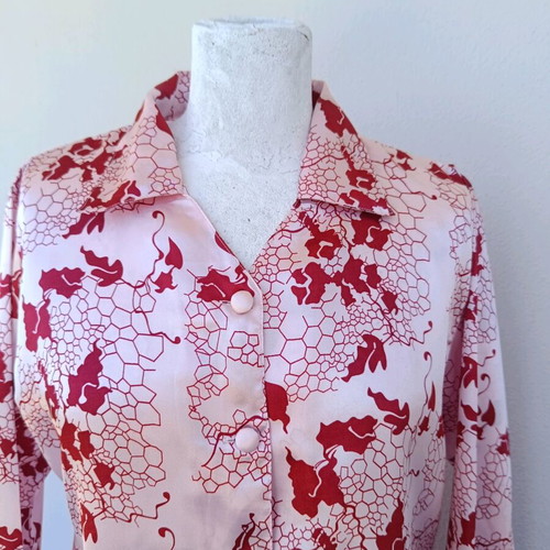 Nuit Secrète women's satin pajama set like new, size 46/48