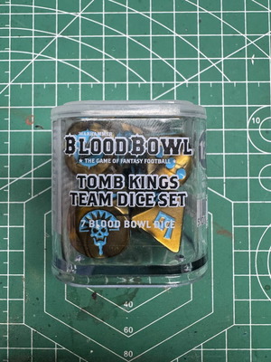 Tomb Kings Dice Set Blood Bowl like new, sealed