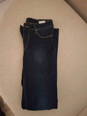 Jeans blue mid rise straight like new