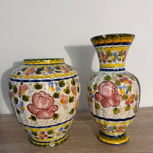 Hand-painted majolica vases used, set of 3