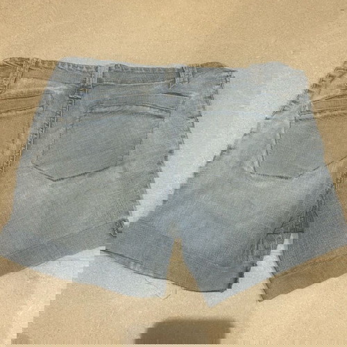 Σορτσάκι Medium άριστης κατάστασης