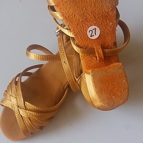 Latin dance shoes for girl size 27 gold color suede and satin like new