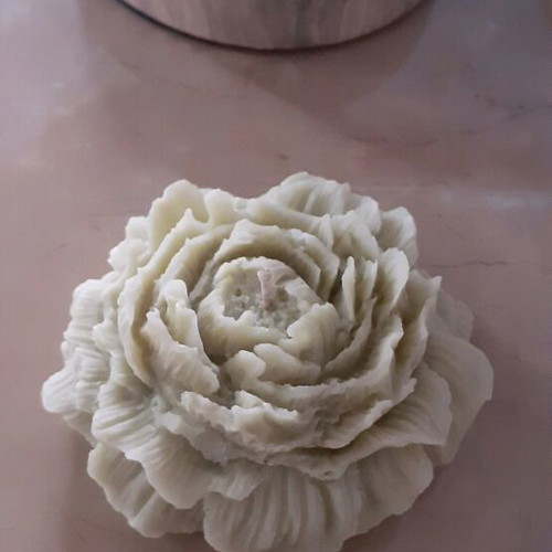 Handmade soy candle peony with gardenia scent, new