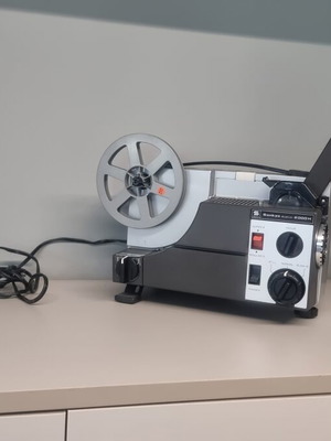 Sankyo Dualux 2000H vintage projector used in good condition