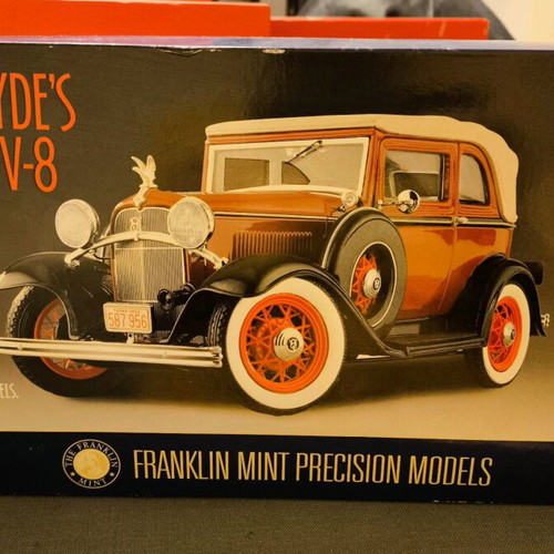 Franklin Mint Bonnie & Clydes 1932 Ford 1:24 new