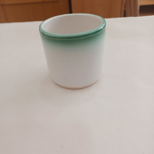 Small ceramic flowerpot like new, diameter 6.5 cm, height 6 cm
