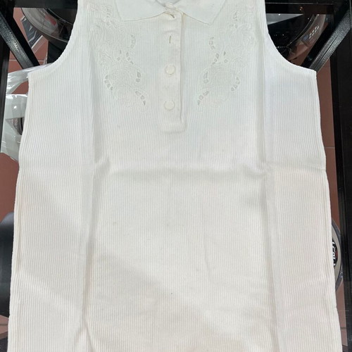 Women's 100% cotton blouse used, size 36/38