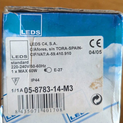 Outdoor lamp new, 26x9x9 cm, Max 60 watt, IP44