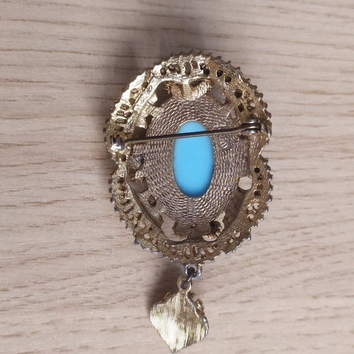 Sphinx brooch gold with turquoise stones vintage, like new