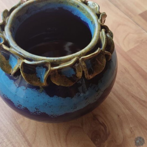 Handmade clay vase like new, height 12 cm, diameter 10 cm