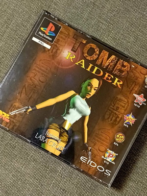 Tomb Raider PS1 игра употребявана, английско издание, fat case
