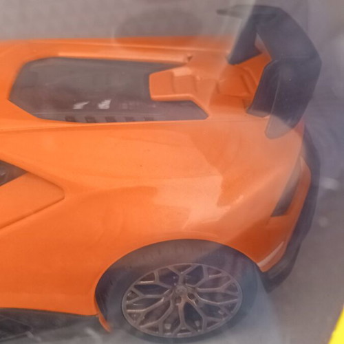 Bburago Lamborghini Huracan Performante 1/24 new