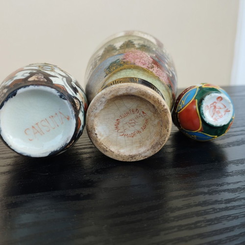 Satsuma vases set of 3 like new