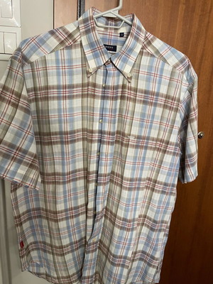 Shirt like new, size L