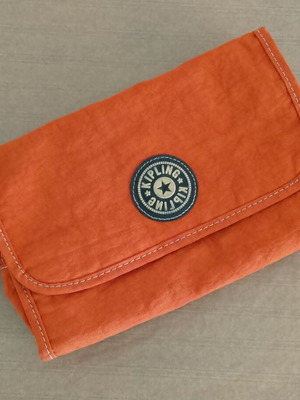 Kipling toiletry bag like new, bright orange