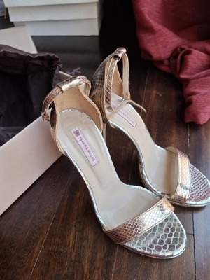 Tsakiris Mallas gold sandals size 38 like new, tricolor pink gold silver