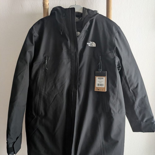 The North Face MTN Range Down Insulated Waterproof Hooded Parka Jacket Size Medium Black New