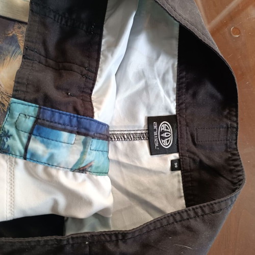 Teen swim shorts like new, size M, branded