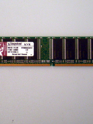 Μνήμη RAM "Kingston Kvr400x64c3a 512MB PC3200 400MHz"