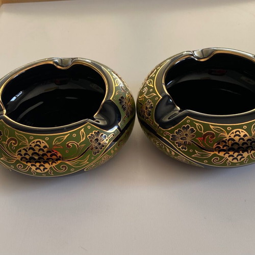 Porcelain ashtrays new, set of 2, blue with gold floral patterns