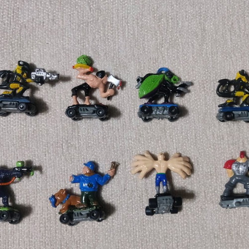 Skateboard Mania skateboarder figures used, set of 8