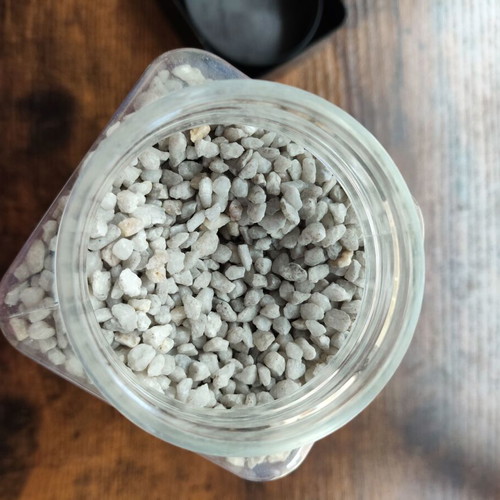 Decorative gravel light gray color 750gr new