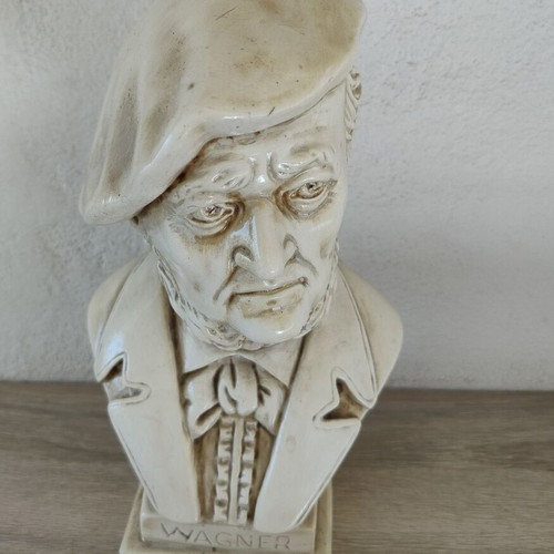 Wagner bust resin used with stains and base crack