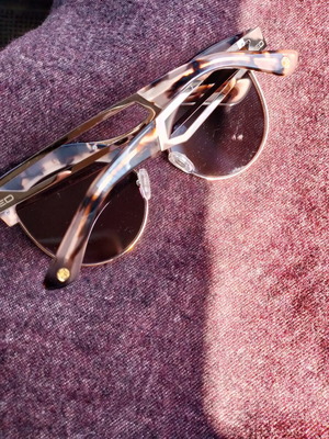 Med sunglasses like new