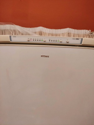 Refrigerator used with cooling issue, repairable