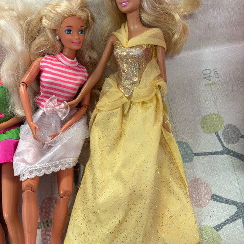 Barbie vintage dolls used, retro lot
