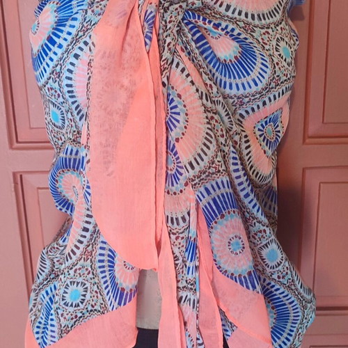 Scarf pareo with geometric pattern like new, coral and blue