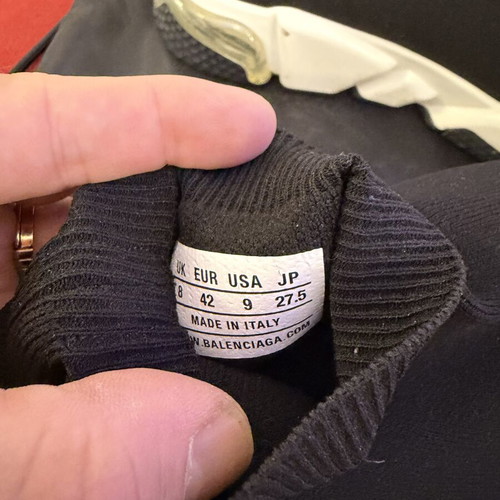 Balenciaga Speed 2.0 sneakers lightly used, size 42, black