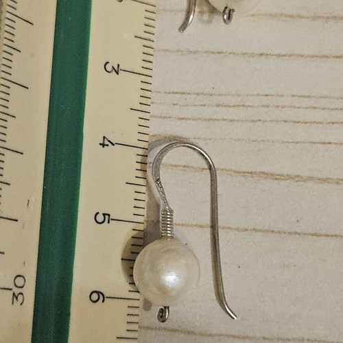 Silver 925 pearl drop earrings like new